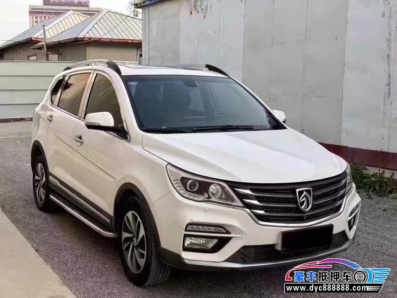 18年宝骏560轿车抵押车出售