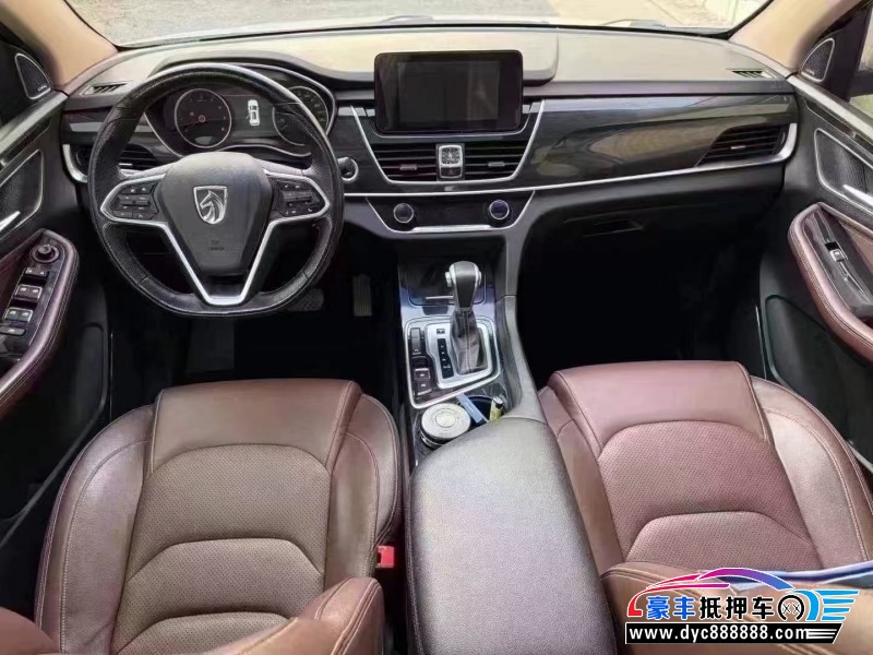 18年宝骏560轿车抵押车出售