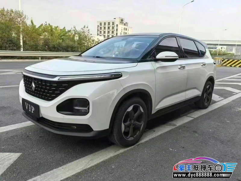 20年宝骏宝骏RM5轿车抵押车出售