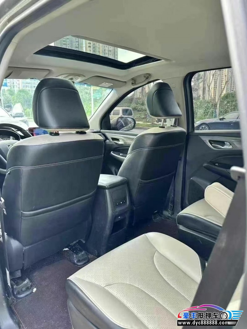 18年宝骏730轿车抵押车出售