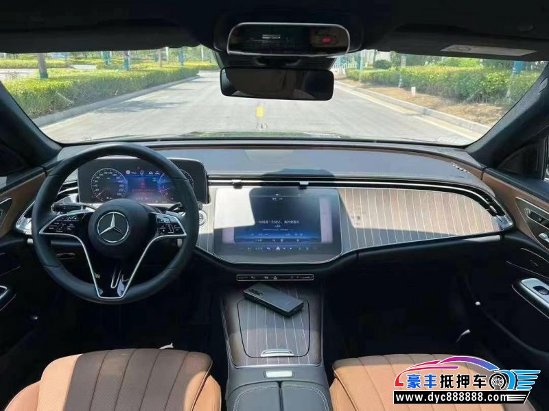 24年奔驰E轿车抵押车出售