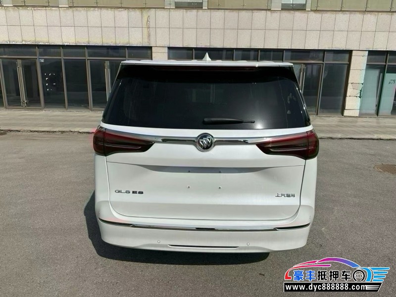 25年别克GL8轿车抵押车出售