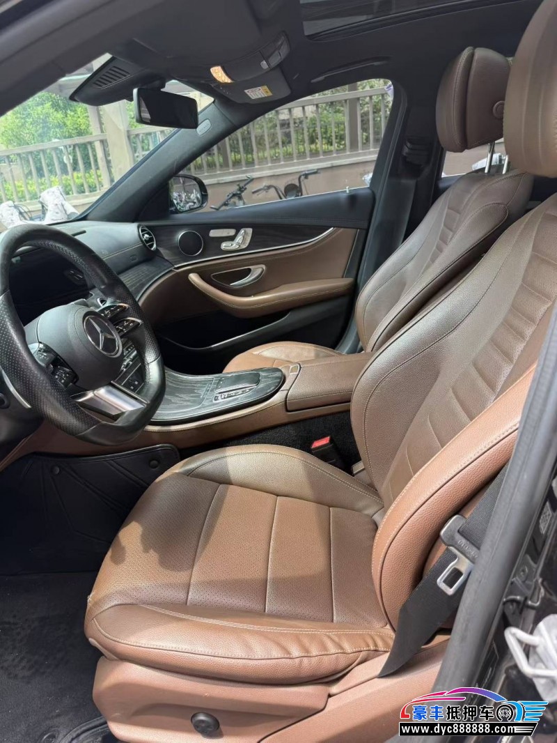 20年奔驰E轿车抵押车出售