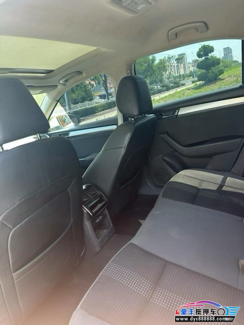 22年斯柯达速派轿车抵押车出售