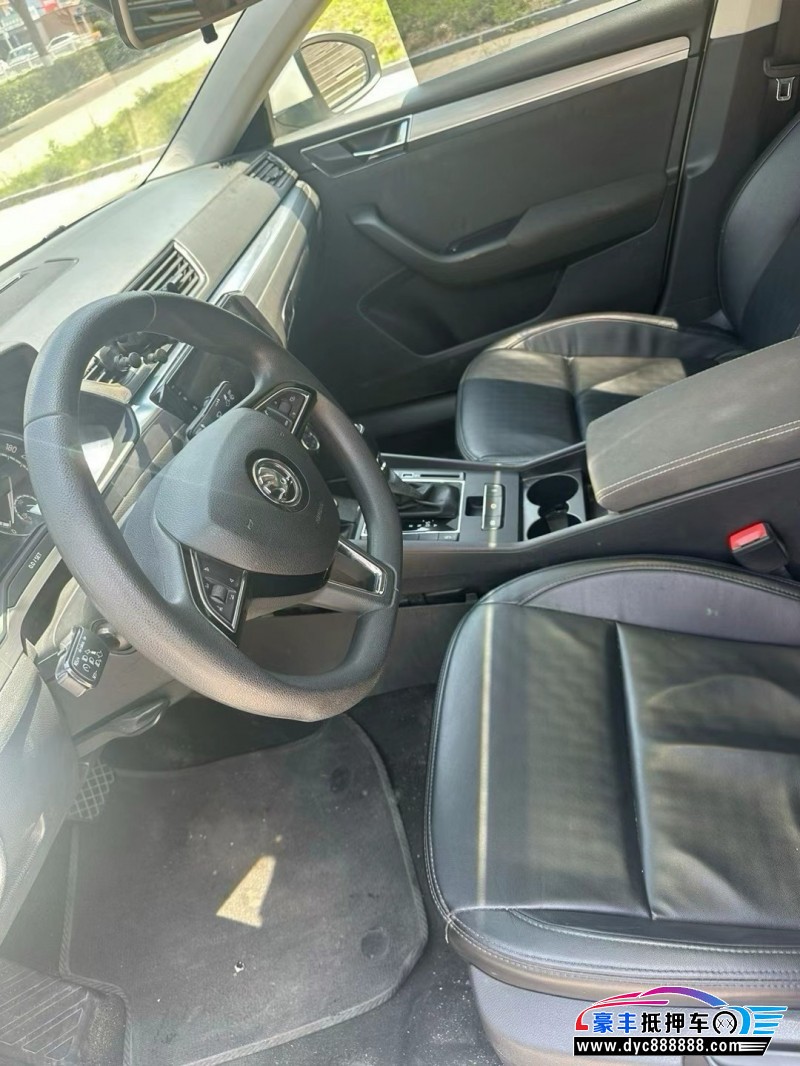 22年斯柯达速派轿车抵押车出售