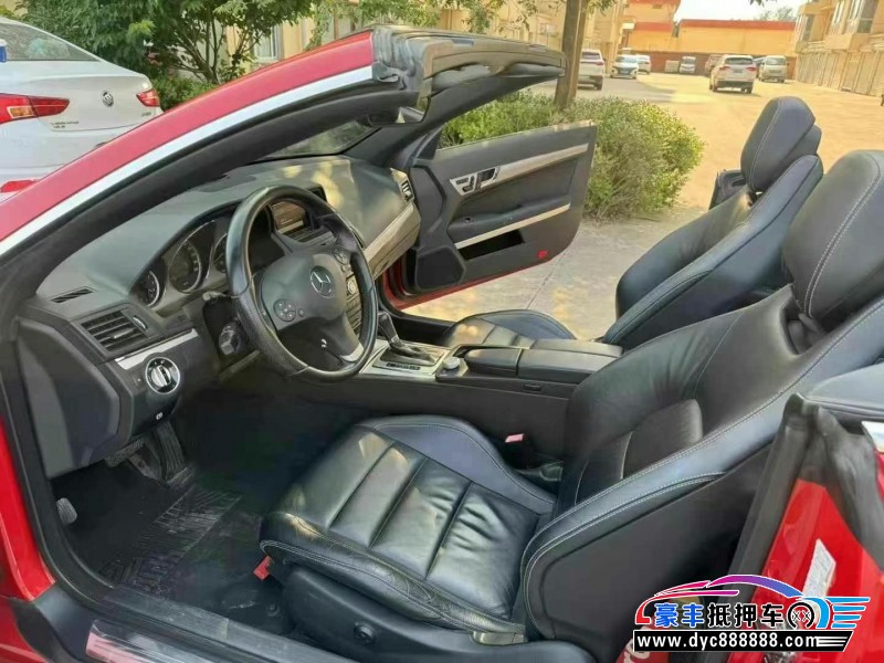 11年奔驰E轿车抵押车出售