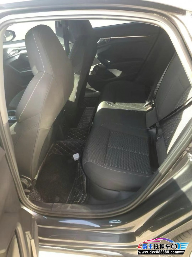 23年奥迪A3轿车抵押车出售