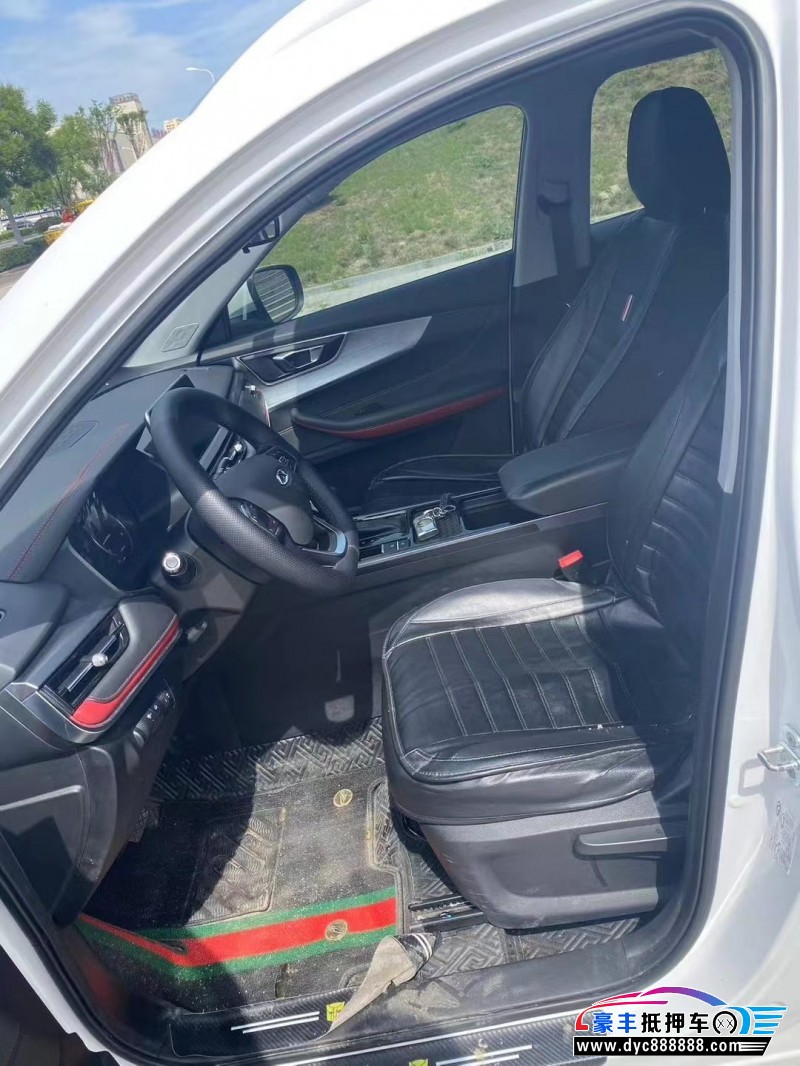 22年奇瑞瑞虎5x轿车抵押车出售