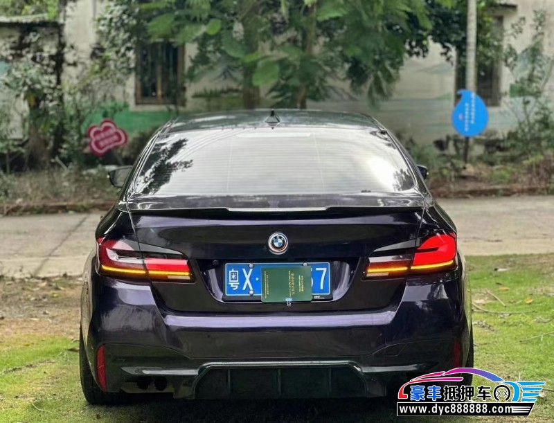 13年宝马5系轿车抵押车出售