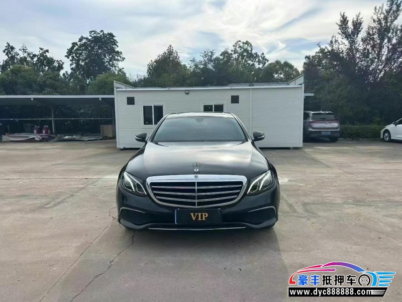 18年奔驰E轿车抵押车出售