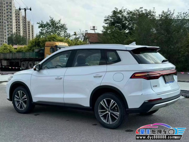 21年比亚迪宋轿车抵押车出售