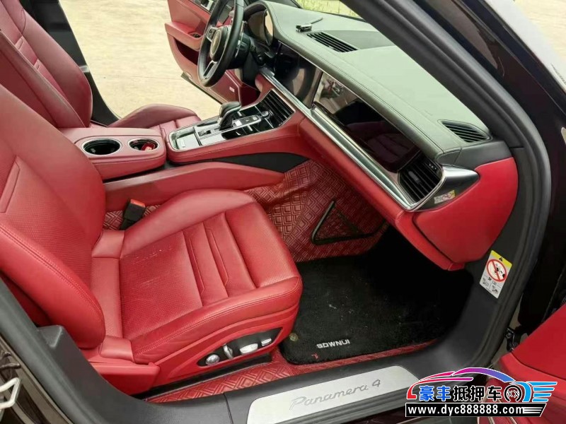 20年保时捷帕纳梅拉轿车抵押车出售