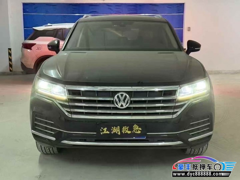 19年大众途锐SUV抵押车出售