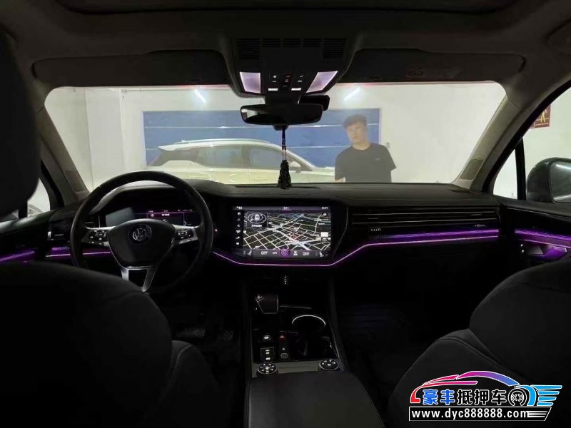 19年大众途锐SUV抵押车出售