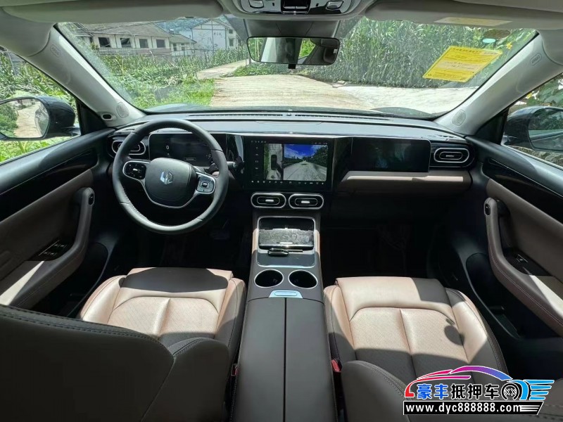 24年零跑C11轿车抵押车出售