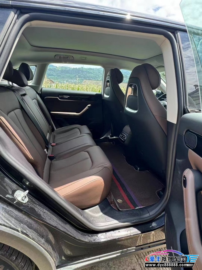 24年零跑C11轿车抵押车出售