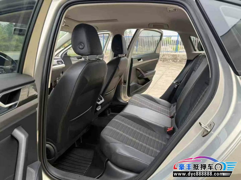 21年大众朗逸轿车抵押车出售