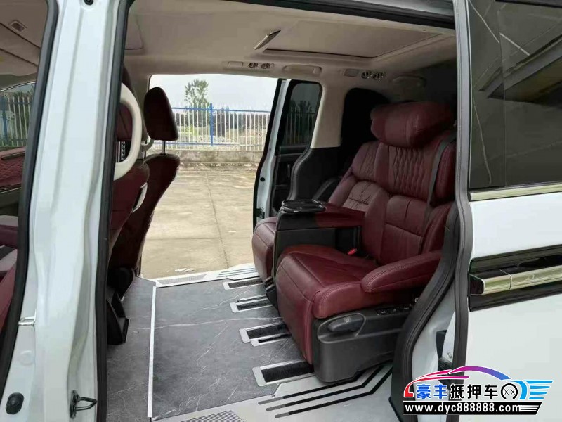 24年本田艾力绅轿车抵押车出售