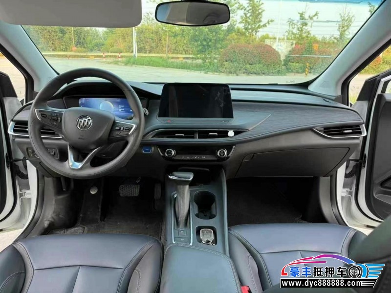 24年别克微蓝轿车抵押车出售