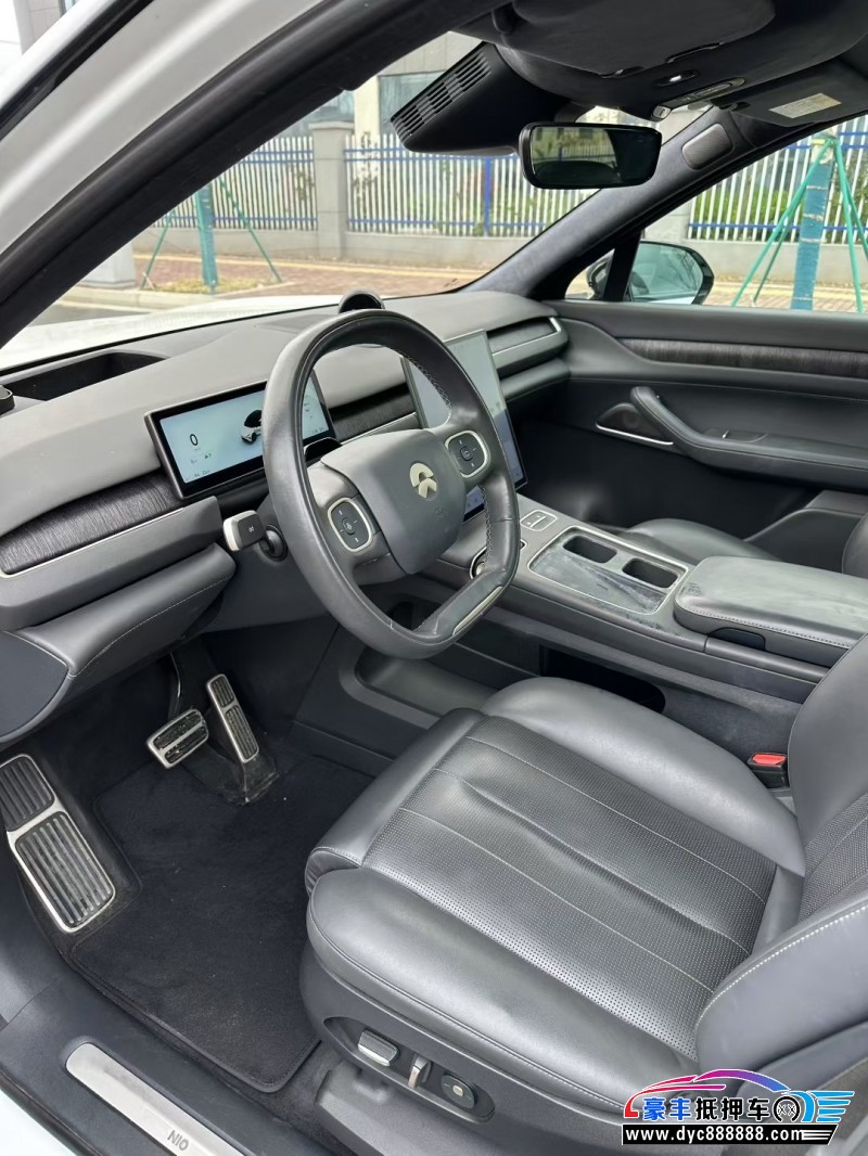 23年蔚来ES8轿车抵押车出售