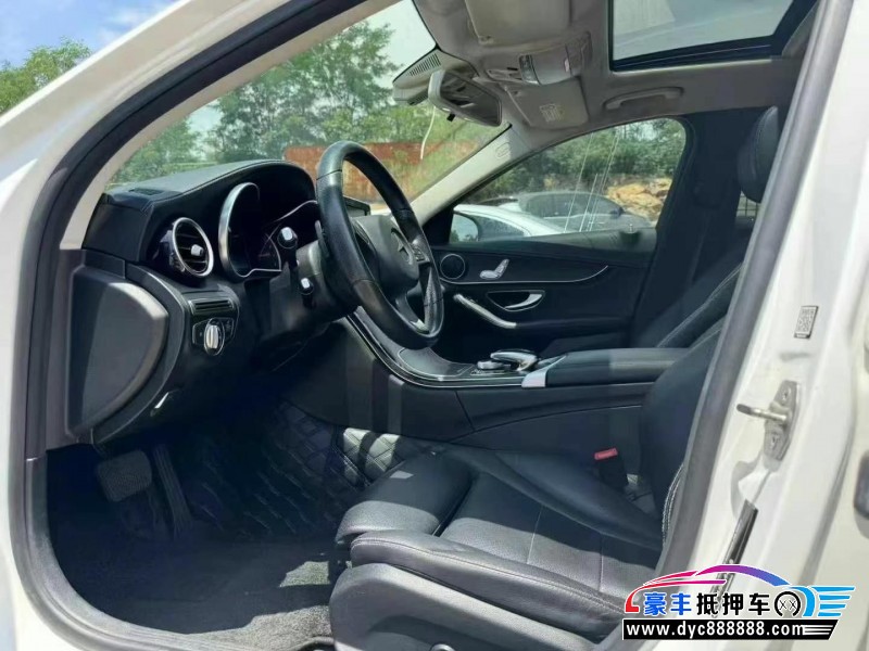 17年奔驰C轿车抵押车出售