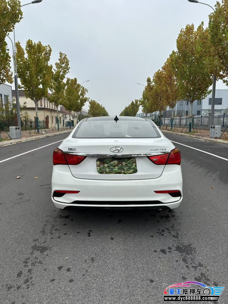 19年现代名图轿车抵押车出售