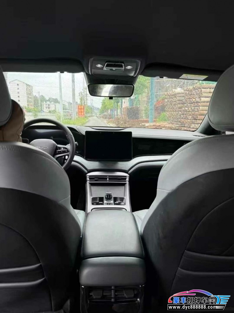 24年比亚迪海豹轿车抵押车出售