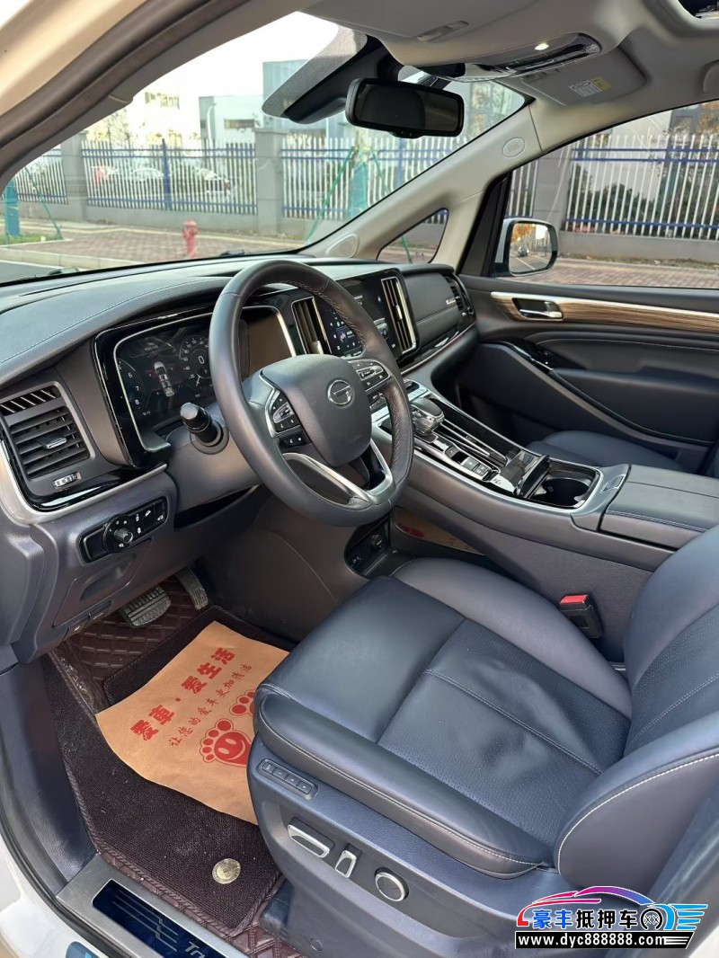 22年传祺M8轿车抵押车出售