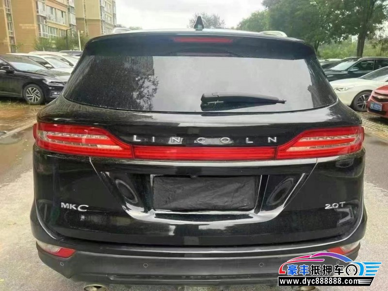 18年林肯MKC轿车抵押车出售