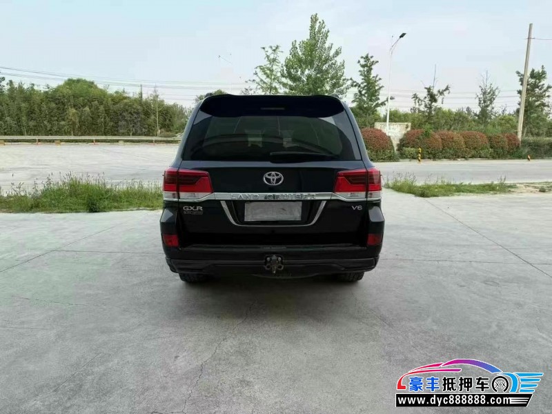 19年丰田兰德酷路泽（陆巡）轿车抵押车出售