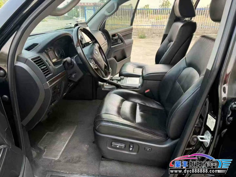 19年丰田兰德酷路泽（陆巡）轿车抵押车出售