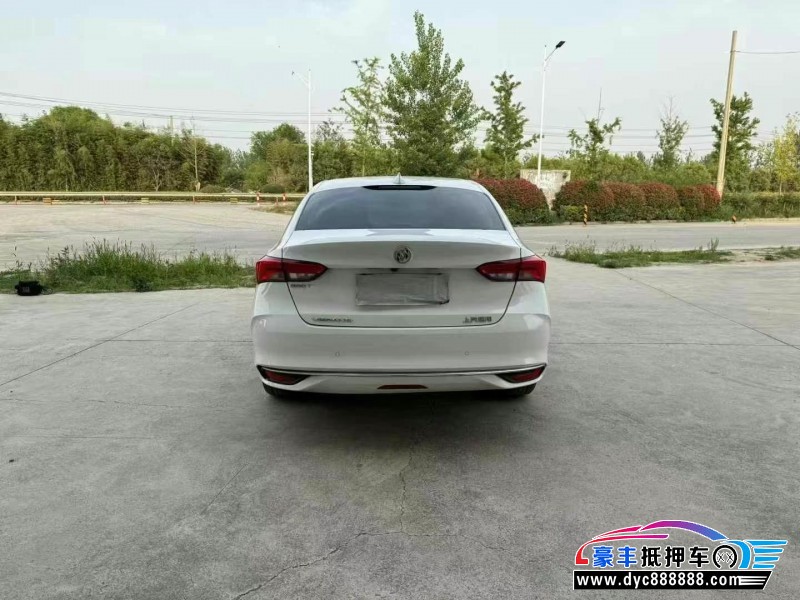 22年别克威朗轿车抵押车出售