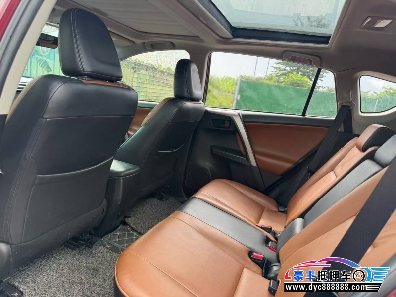 17年丰田RAV4轿车抵押车出售