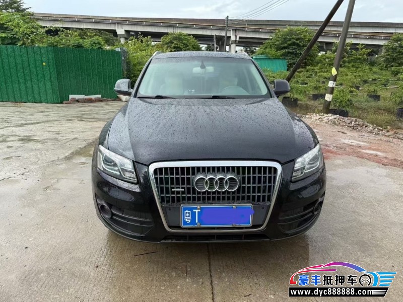 12年奥迪Q5轿车抵押车出售