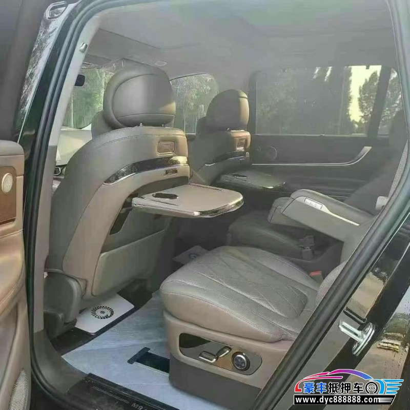 25年华为问界轿车抵押车出售