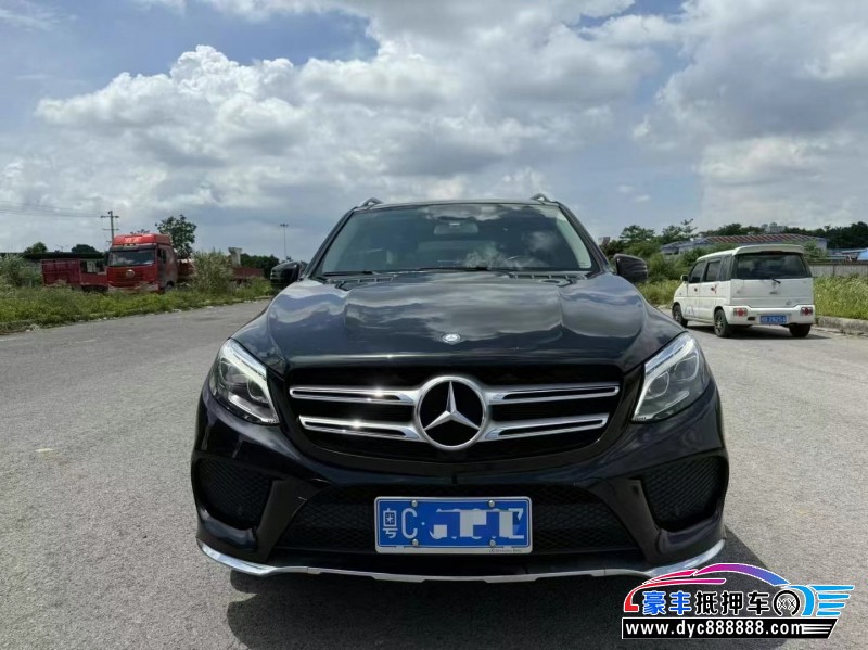 17年奔驰GLE轿车抵押车出售