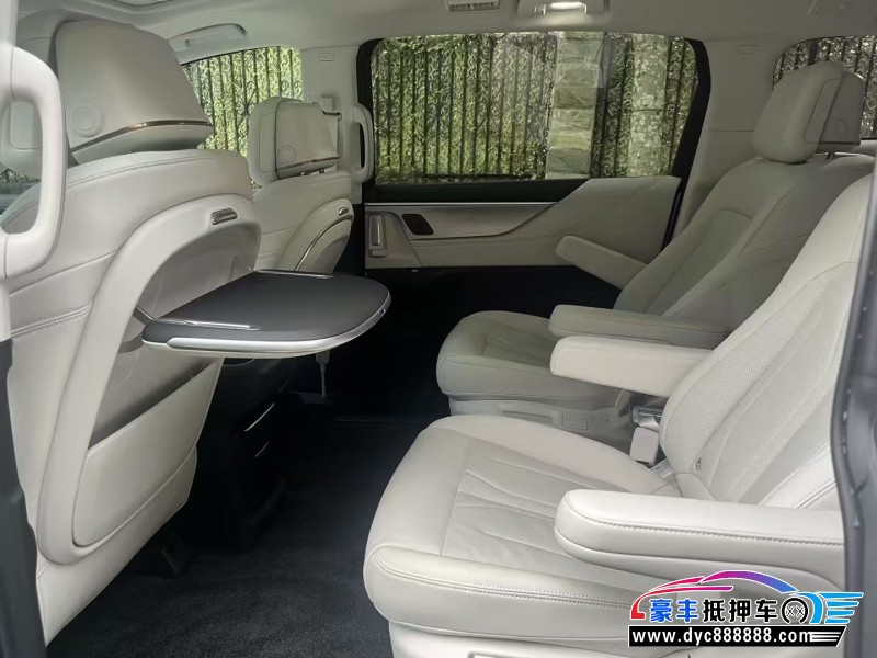 24年别克GL8轿车抵押车出售