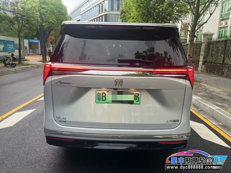 24年别克GL8轿车抵押车出售