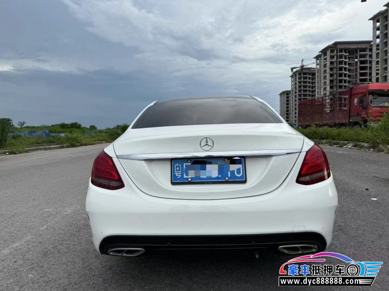 18年奔驰C轿车抵押车出售