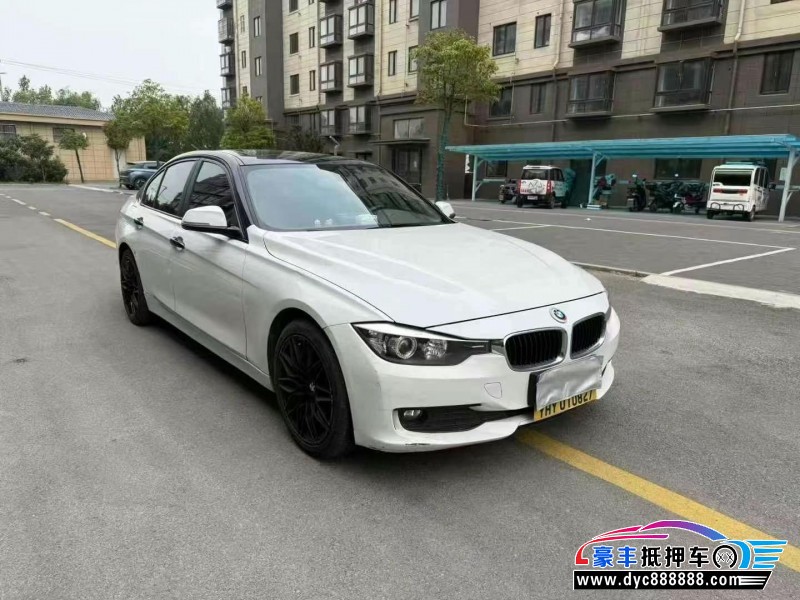 13年宝马3系轿车抵押车出售