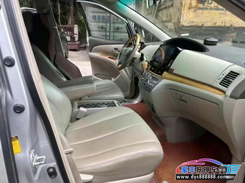 07年丰田格瑞维亚轿车抵押车出售