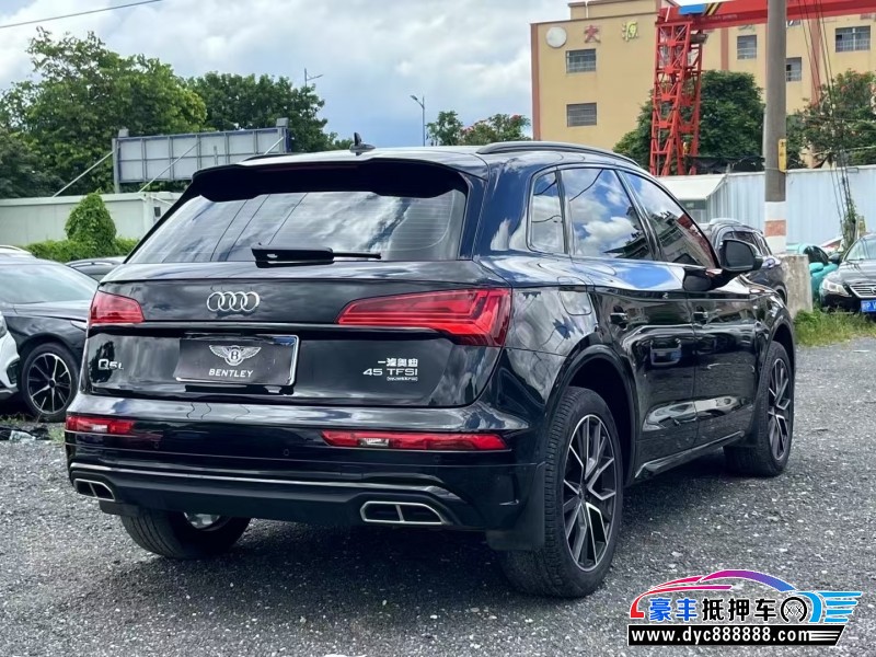 23年奥迪Q5轿车抵押车出售