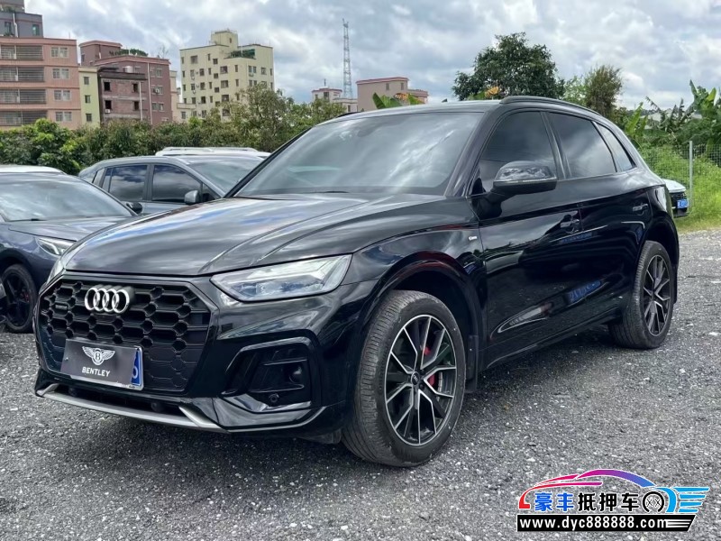 23年奥迪Q5轿车抵押车出售