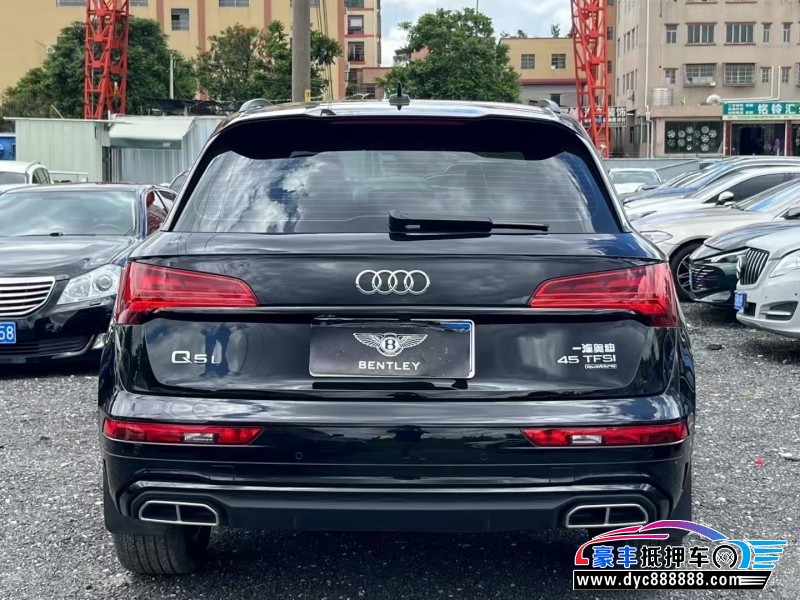 23年奥迪Q5轿车抵押车出售