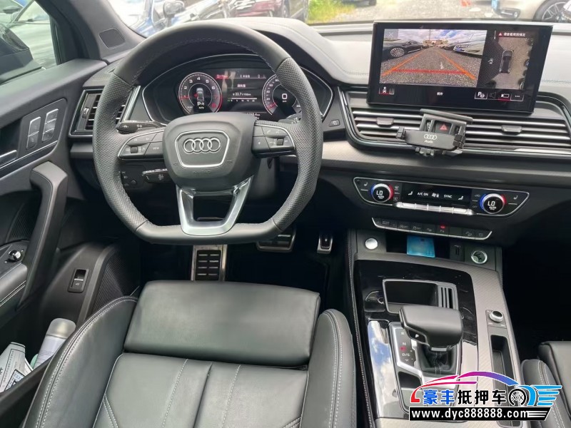 23年奥迪Q5轿车抵押车出售