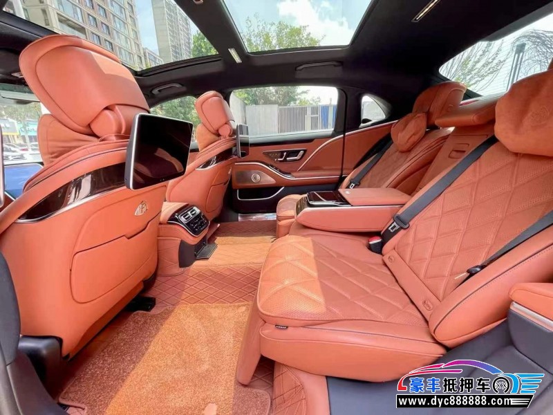 24年奔驰迈巴赫S级轿车抵押车出售