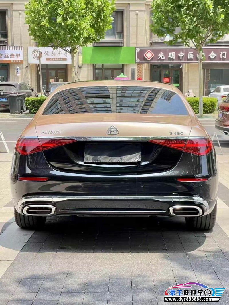 24年奔驰迈巴赫S级轿车抵押车出售