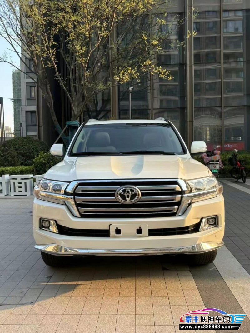 19年丰田兰德酷路泽（陆巡）轿车抵押车出售