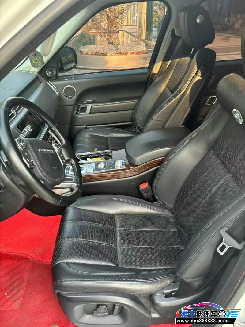 16年路虎揽胜行政轿车抵押车出售