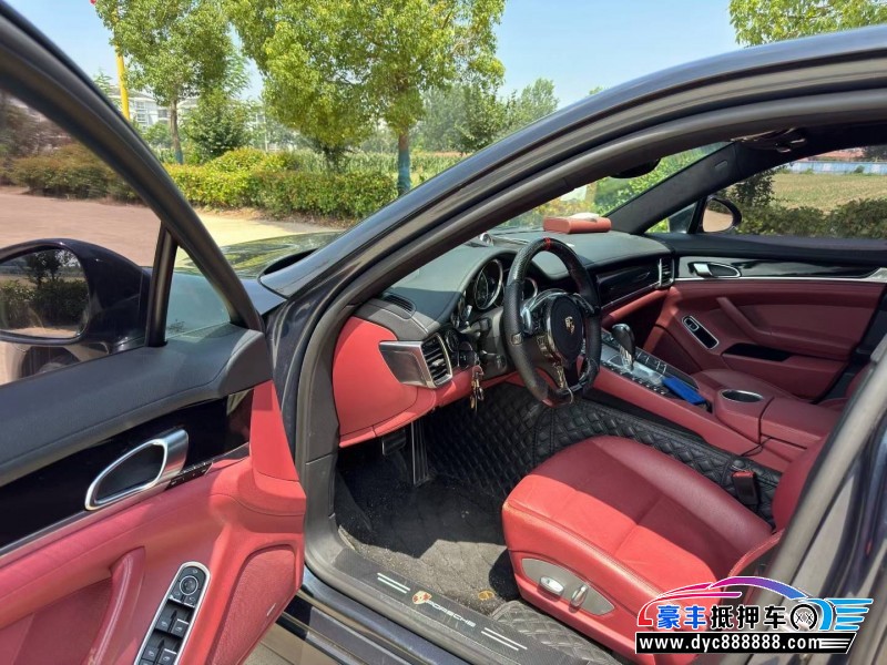 12年保时捷帕纳梅拉轿车抵押车出售